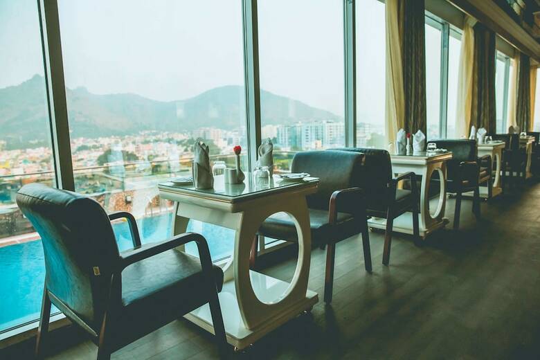 Hotel Benzz Park