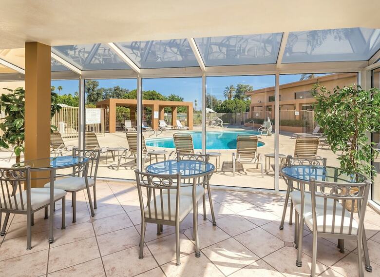 Hotel Worldmark Palm Springs - Plaza Resort And Spa