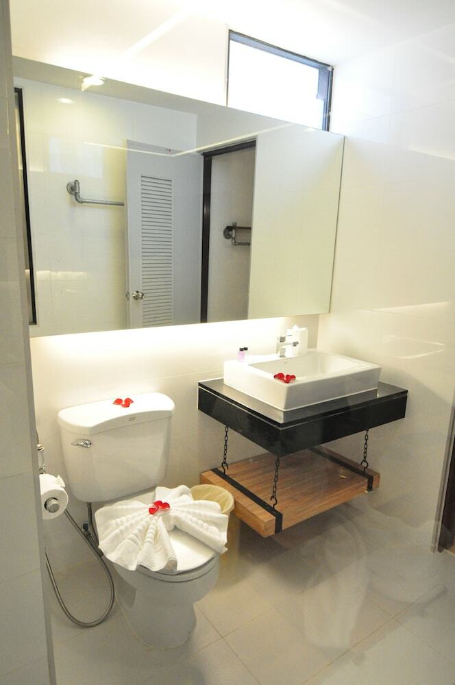 Hotel Forty Winks Phuket