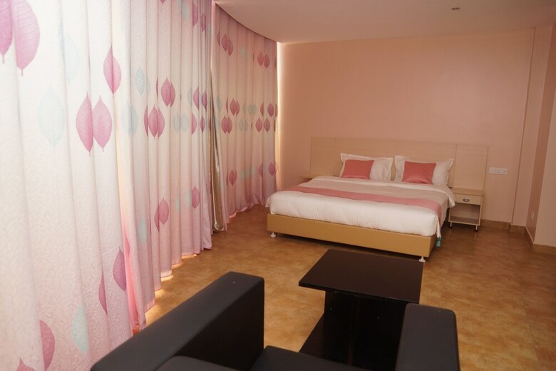 L� Ponye Hotel Apartment