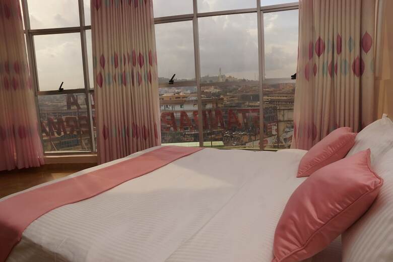 L� Ponye Hotel Apartment