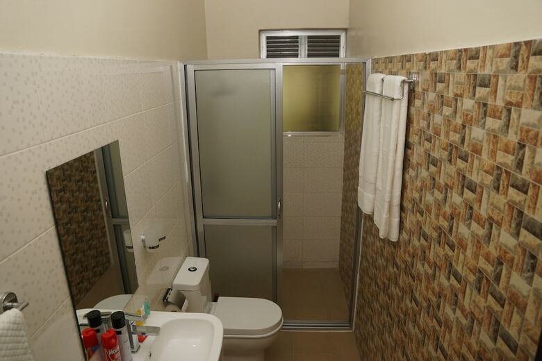 L� Ponye Hotel Apartment