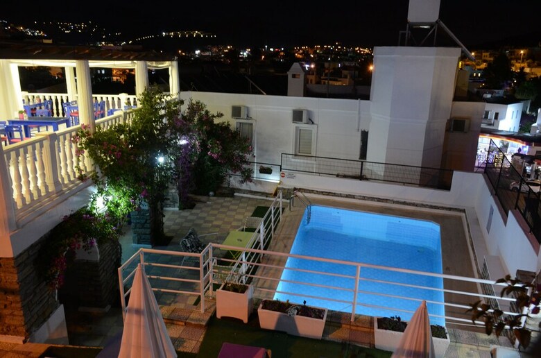 Ayisigi Hotel