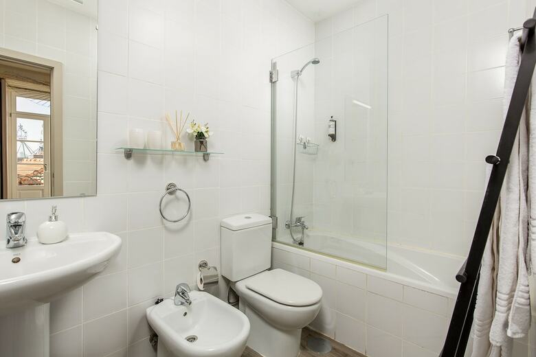 Your Opo Cl�rigos Apartments