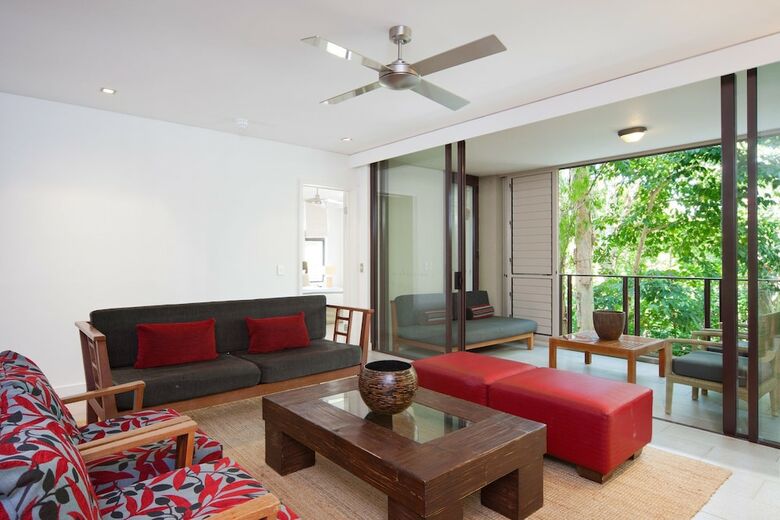 Private Sea Temple Apartment 213