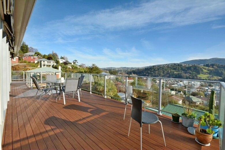 Baldwin Street Retreat