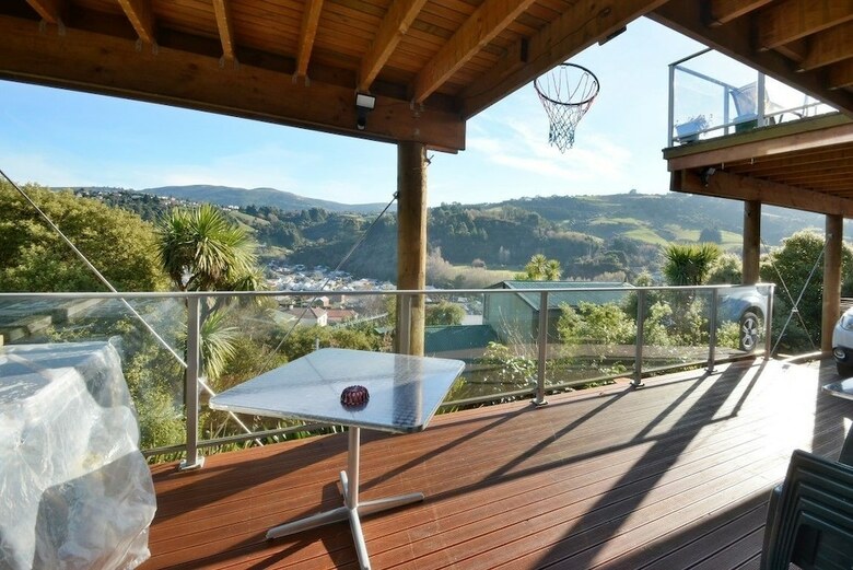 Baldwin Street Retreat