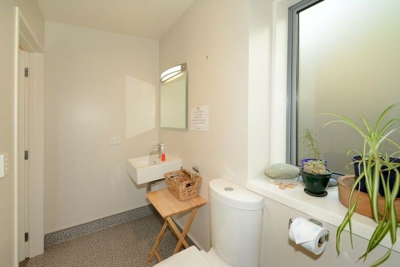 Baldwin Street Retreat