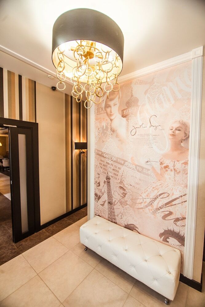 Mon Hotel