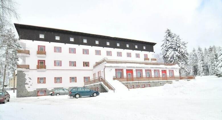 Hotel M�nes