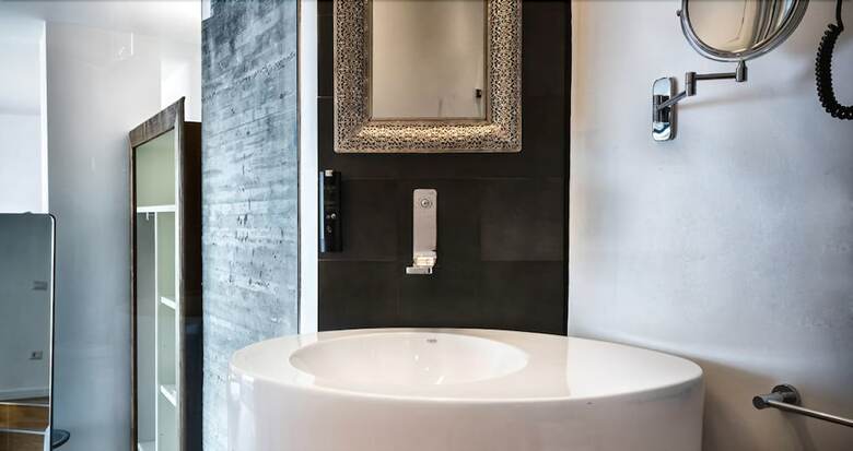 Teku Boutique Hotel
