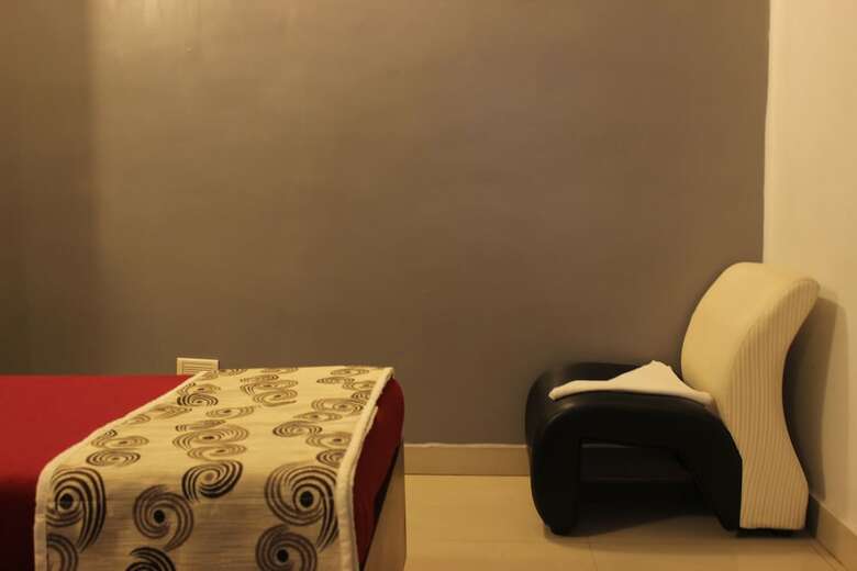 Hotel Mount Residency