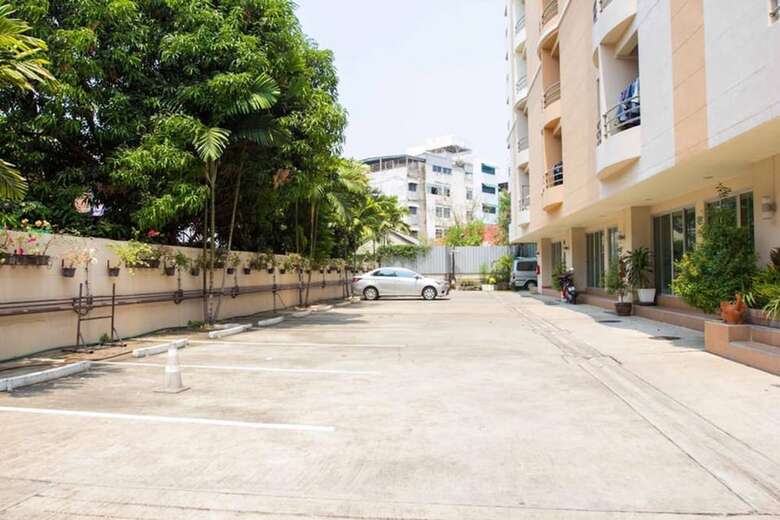 Hotel Jitthamas Residence