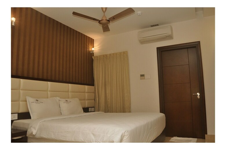 Hotel The Kings Park Residency