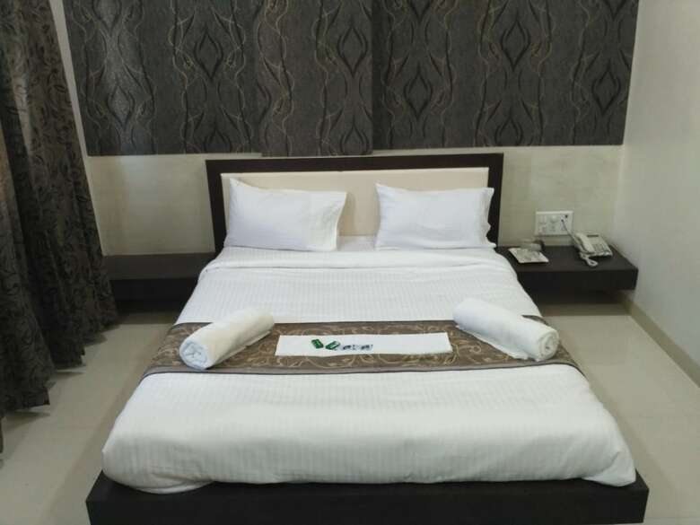 Hotel Everest Inn