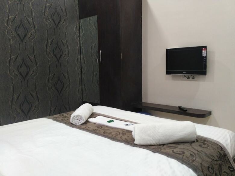 Hotel Everest Inn