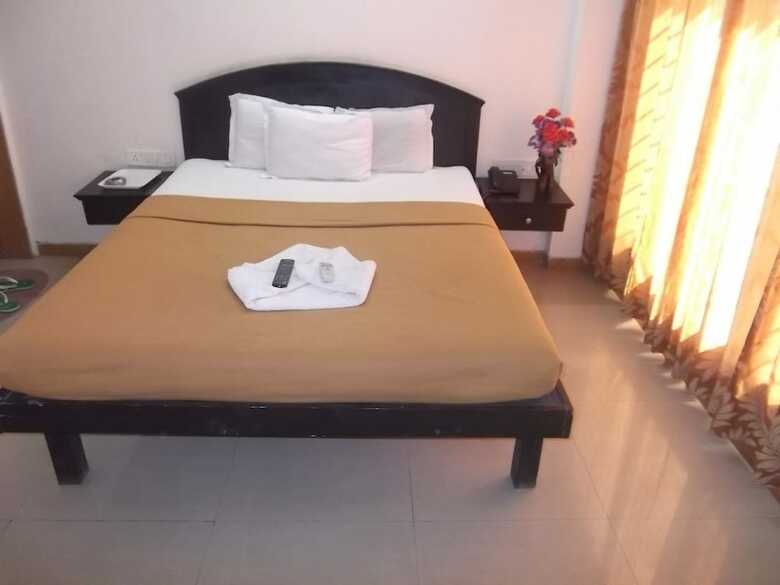 Hotel Nisarg Lounge