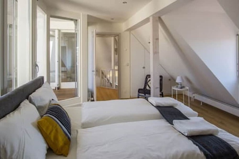 Keyforge City Apartments Waldst�tter 8