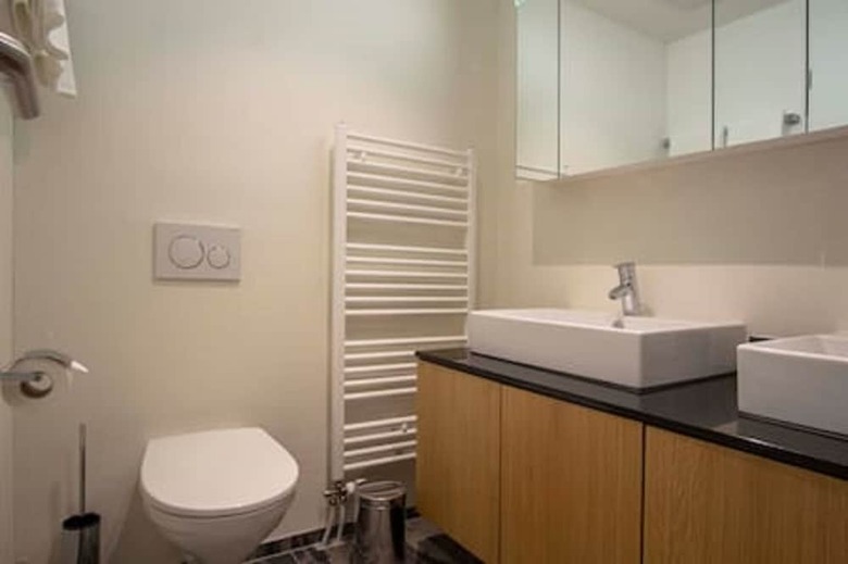 Keyforge City Apartments Waldst�tter 8