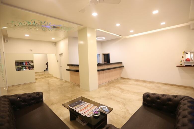 Hotel Lokesh