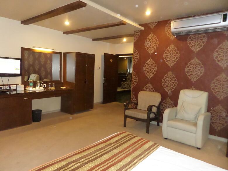 Matrix Inn Business Hotel