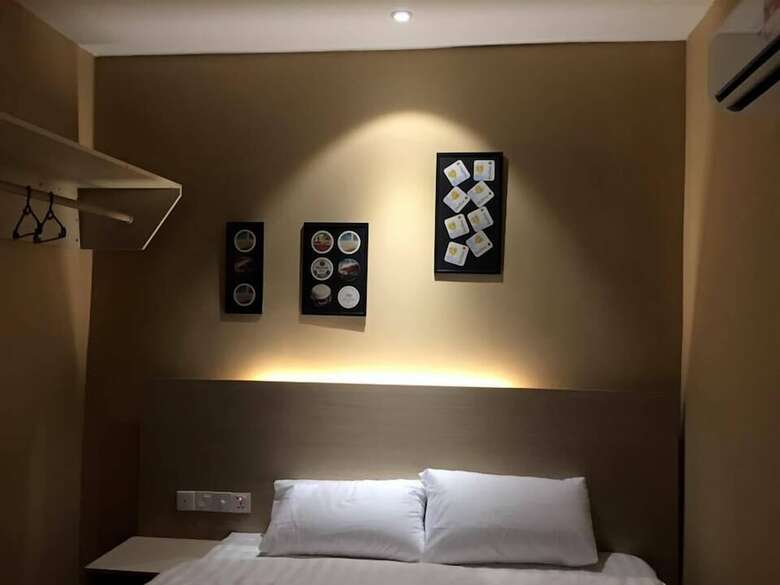 Hotel 91 Street Boutique Inn