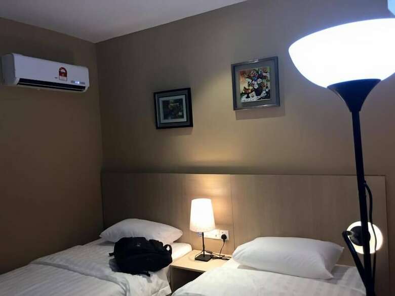 Hotel 91 Street Boutique Inn