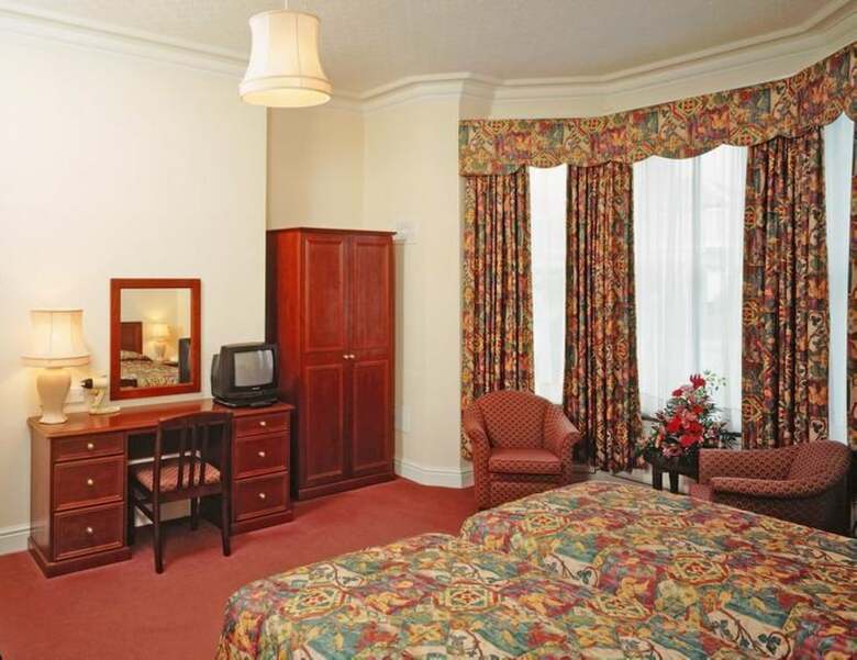 Ashley Hotel