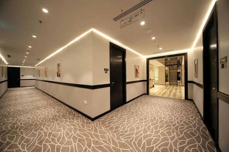 Best Western Plus Fursan Hotel