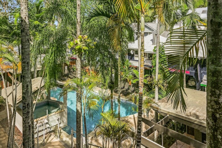 Hotel Paradise On The Beach Resort - Palm Cove