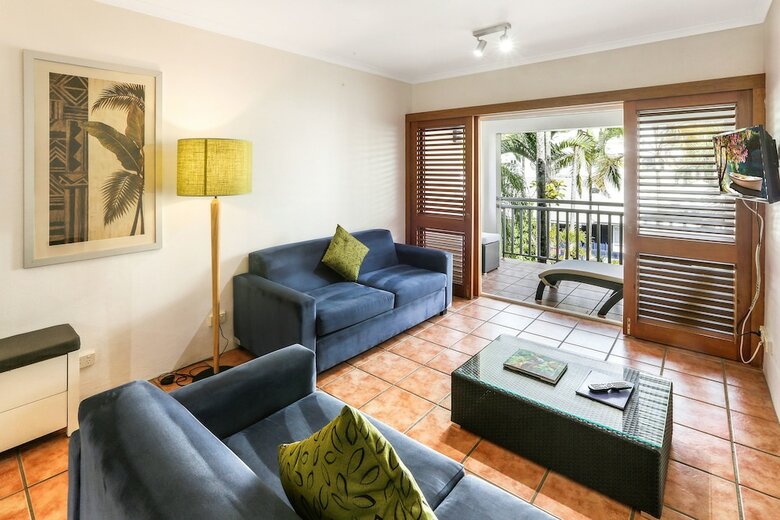 Hotel Paradise On The Beach Resort - Palm Cove