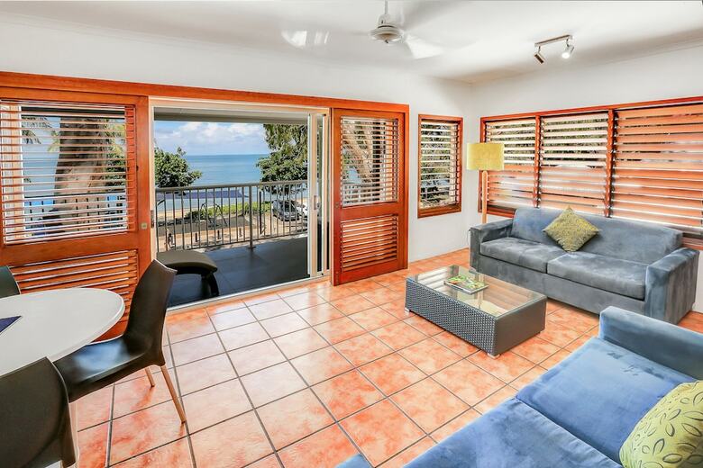 Hotel Paradise On The Beach Resort - Palm Cove