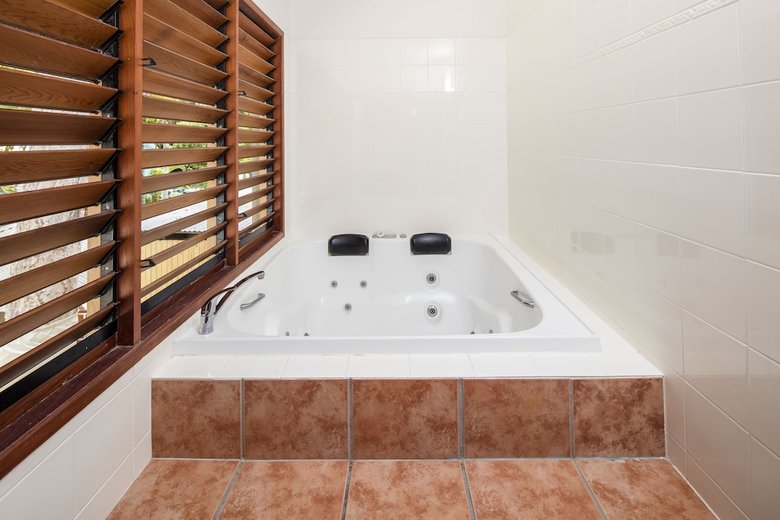 Hotel Paradise On The Beach Resort - Palm Cove