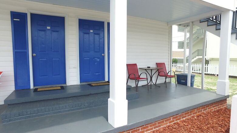 Midtown Cottages