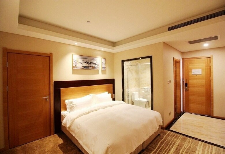 Qingdao Airport Fuhua Hotel