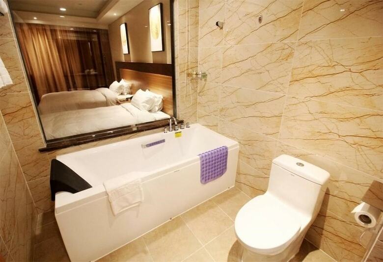 Qingdao Airport Fuhua Hotel