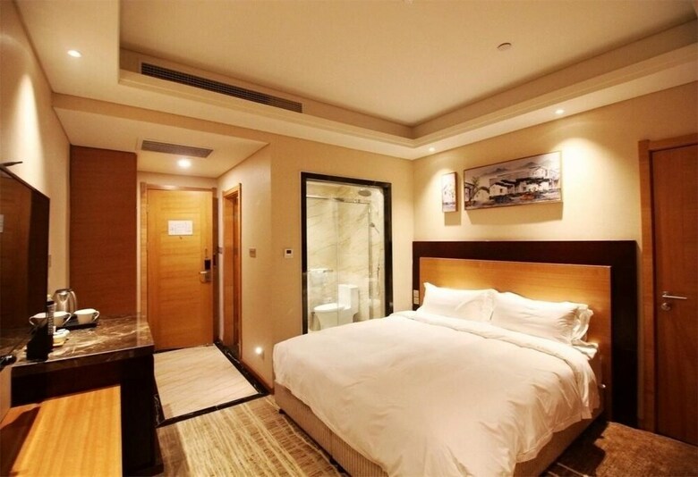 Qingdao Airport Fuhua Hotel