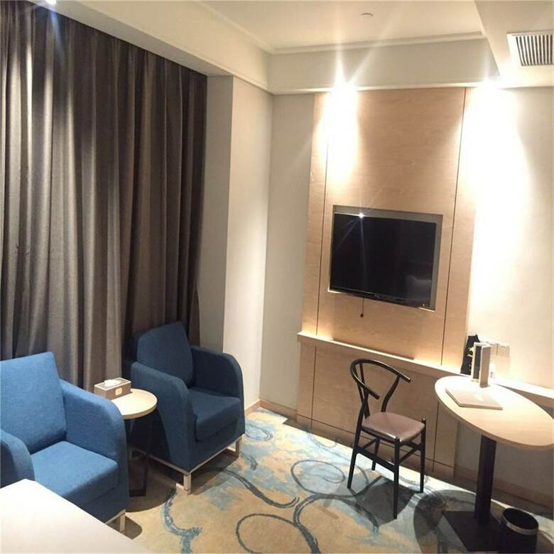 Qingdao Airport Fuhua Hotel