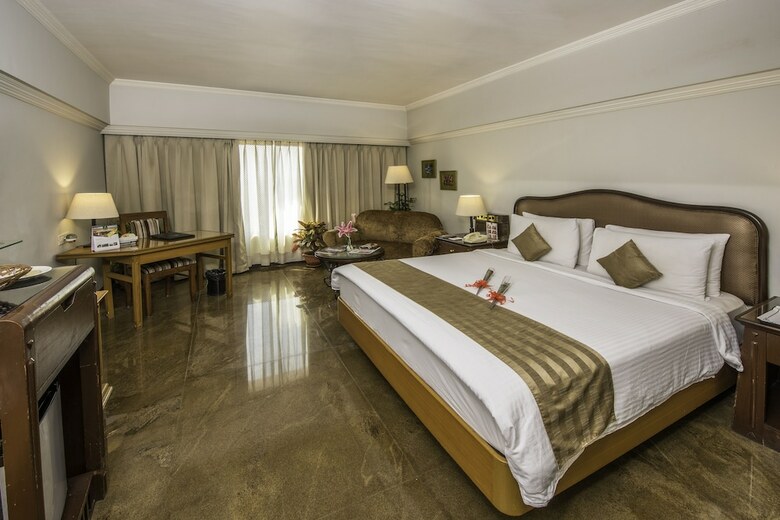 Hotel Swosti Premium