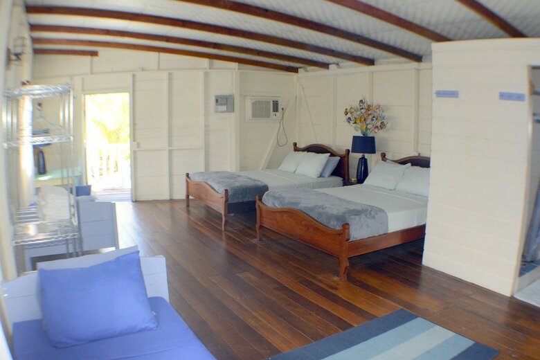Hotel Cosmic Crab Resort
