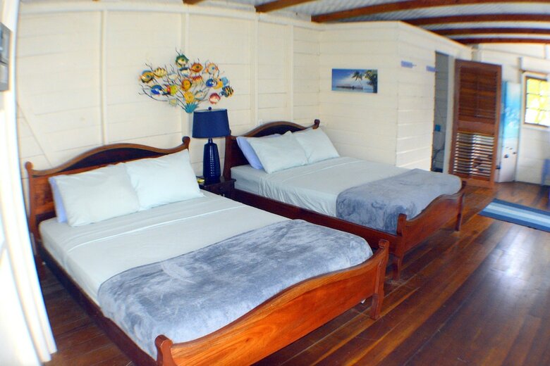 Hotel Cosmic Crab Resort