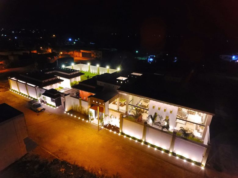 Royal Aqua Luxury Hotel & Spa