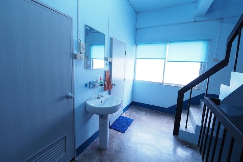 Hostal Asleep Hostel