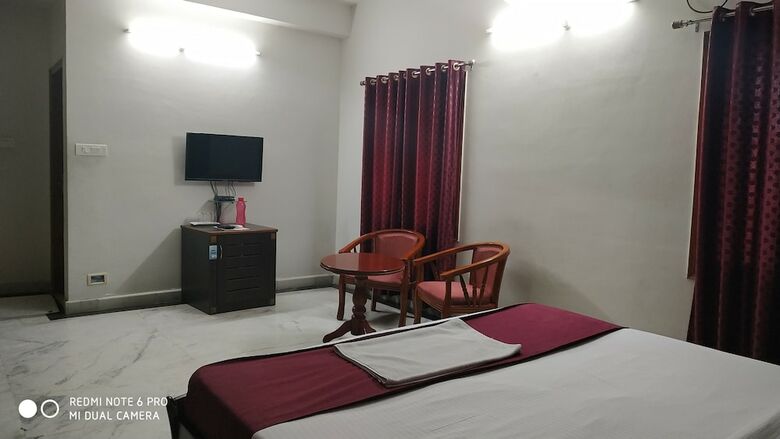 Hotel Fresh Living Prime Banjara