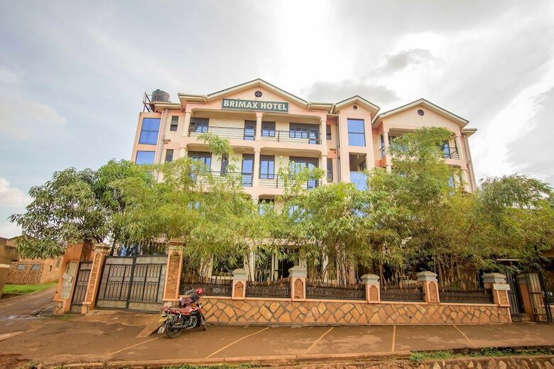 Brimax Hotel