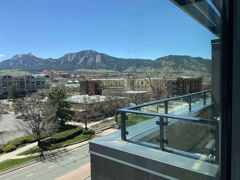 Hotel Embassy Suites By Hilton Boulder
