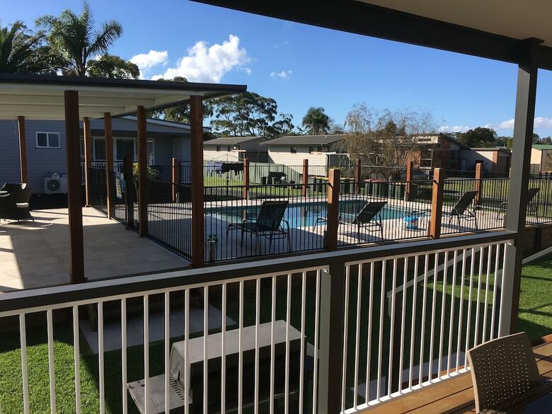 Cabana Laguna Lodge Holiday Units