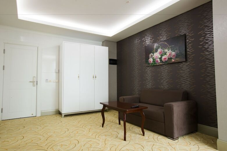 Sumgayit Plaza Hotel