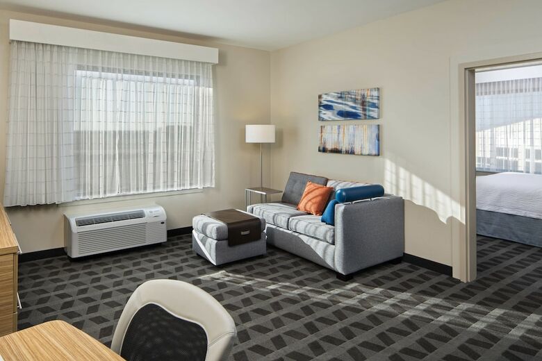 Hotel Towneplace Suites By Marriott Foley At Owa