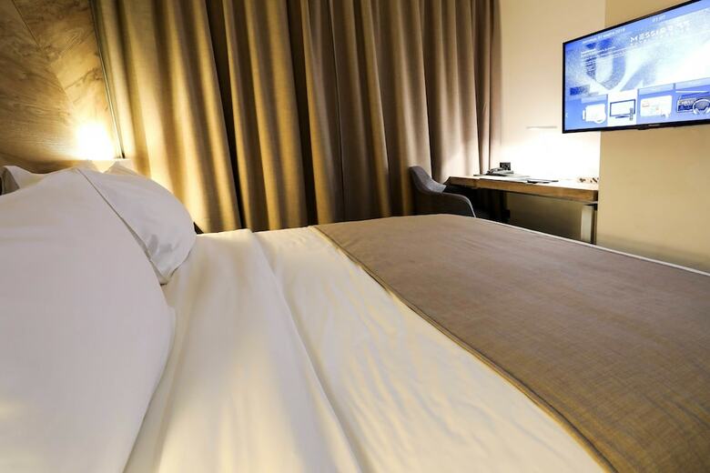 Messier 53 Hotel Yerevan